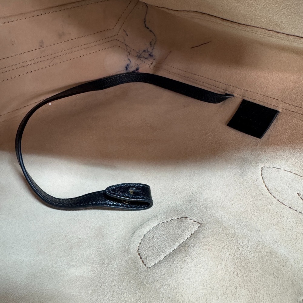 GUCCI Black GG Marmont Tote Bag - Picture 11 of 16